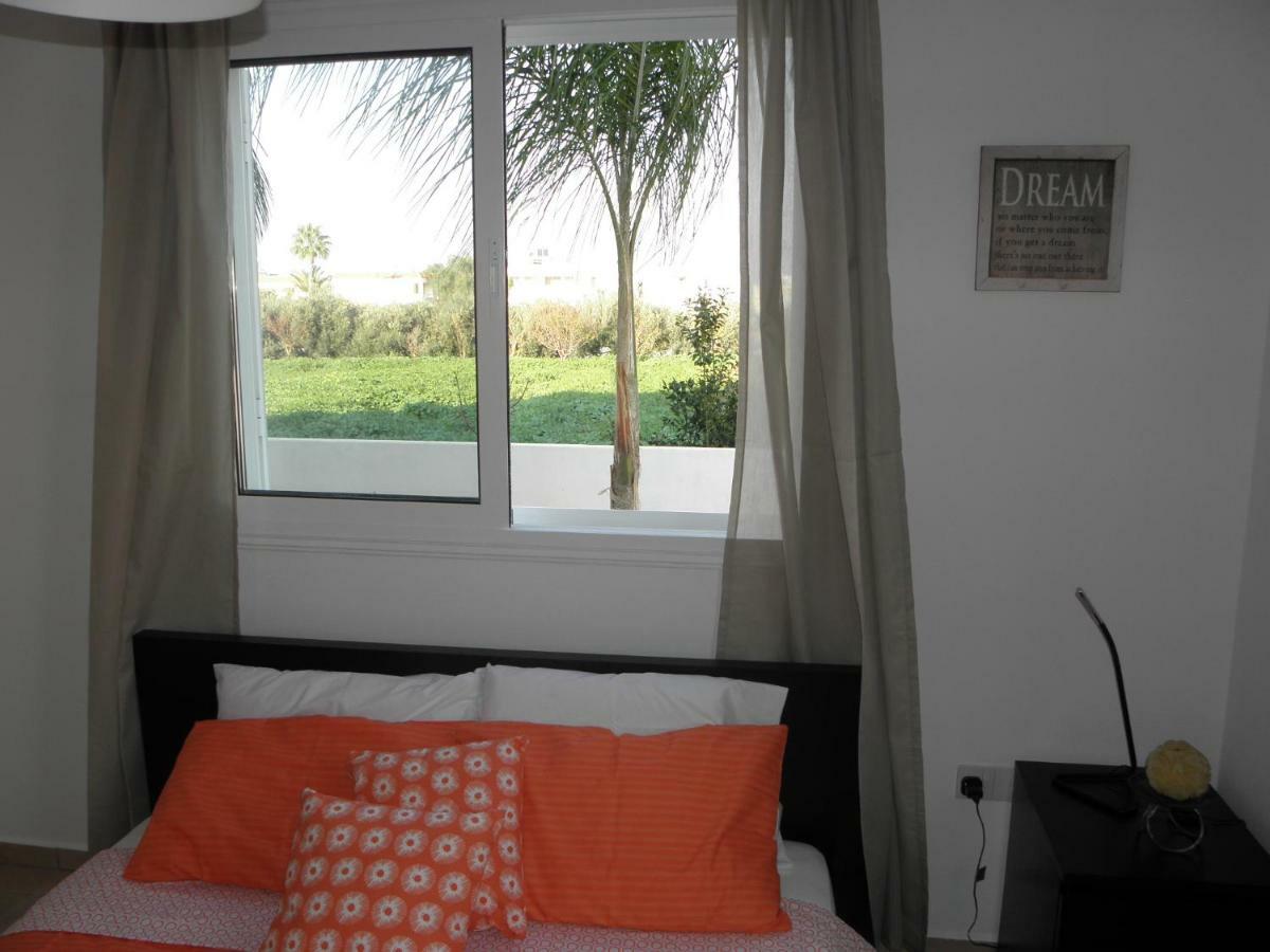 פאראלימני Cosy Apartment In A Luxury Resort מראה חיצוני תמונה